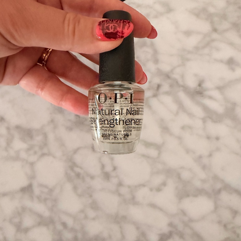 OPI Natural Nail Strengthener Clear Polish Top Coat .5fl oz NEW